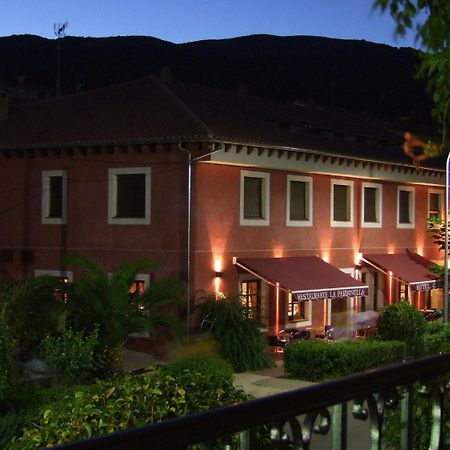 Hotel Rural Carlos I Гарганта-ла-Олья Экстерьер фото