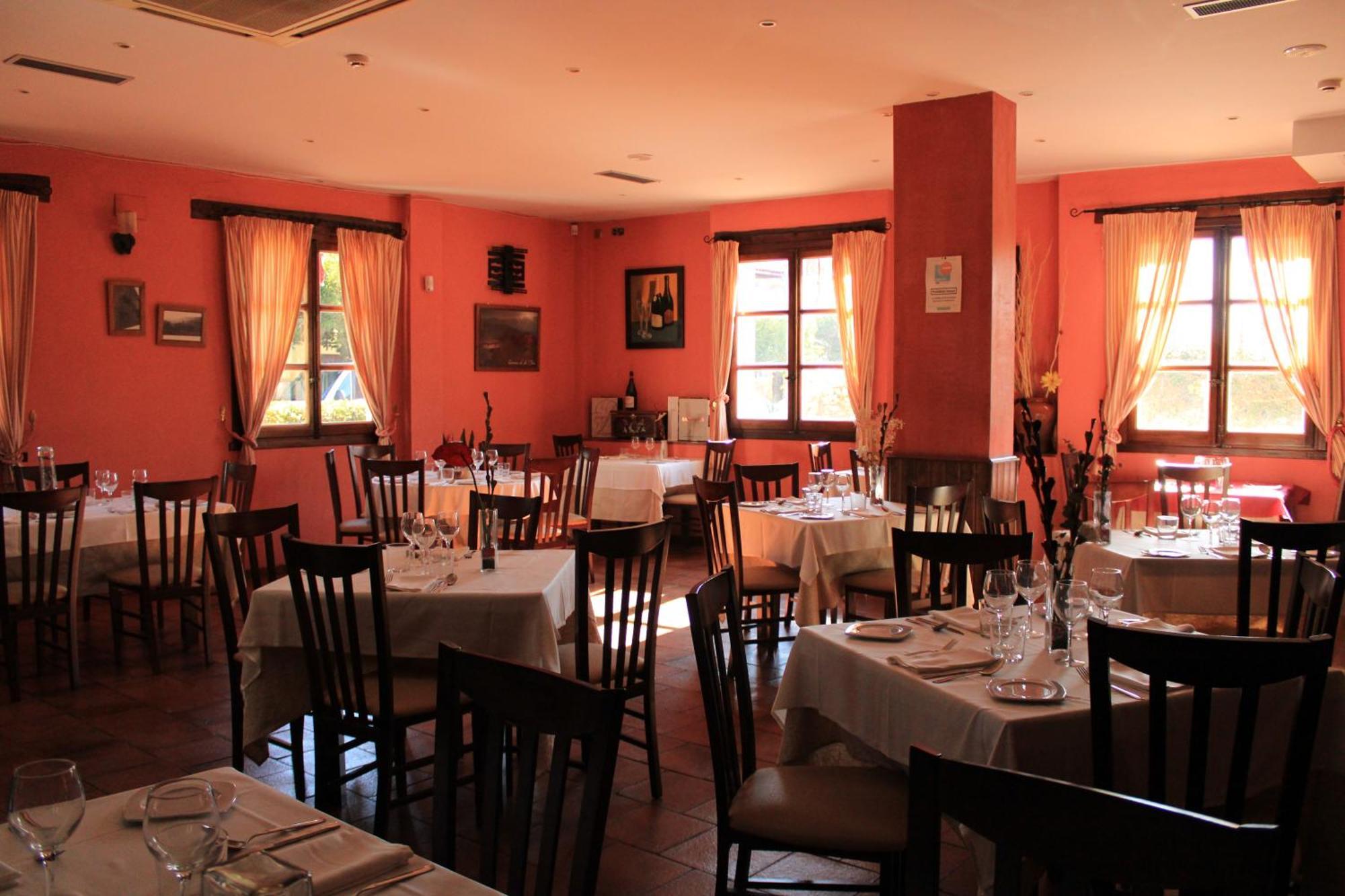 Hotel Rural Carlos I Гарганта-ла-Олья Экстерьер фото