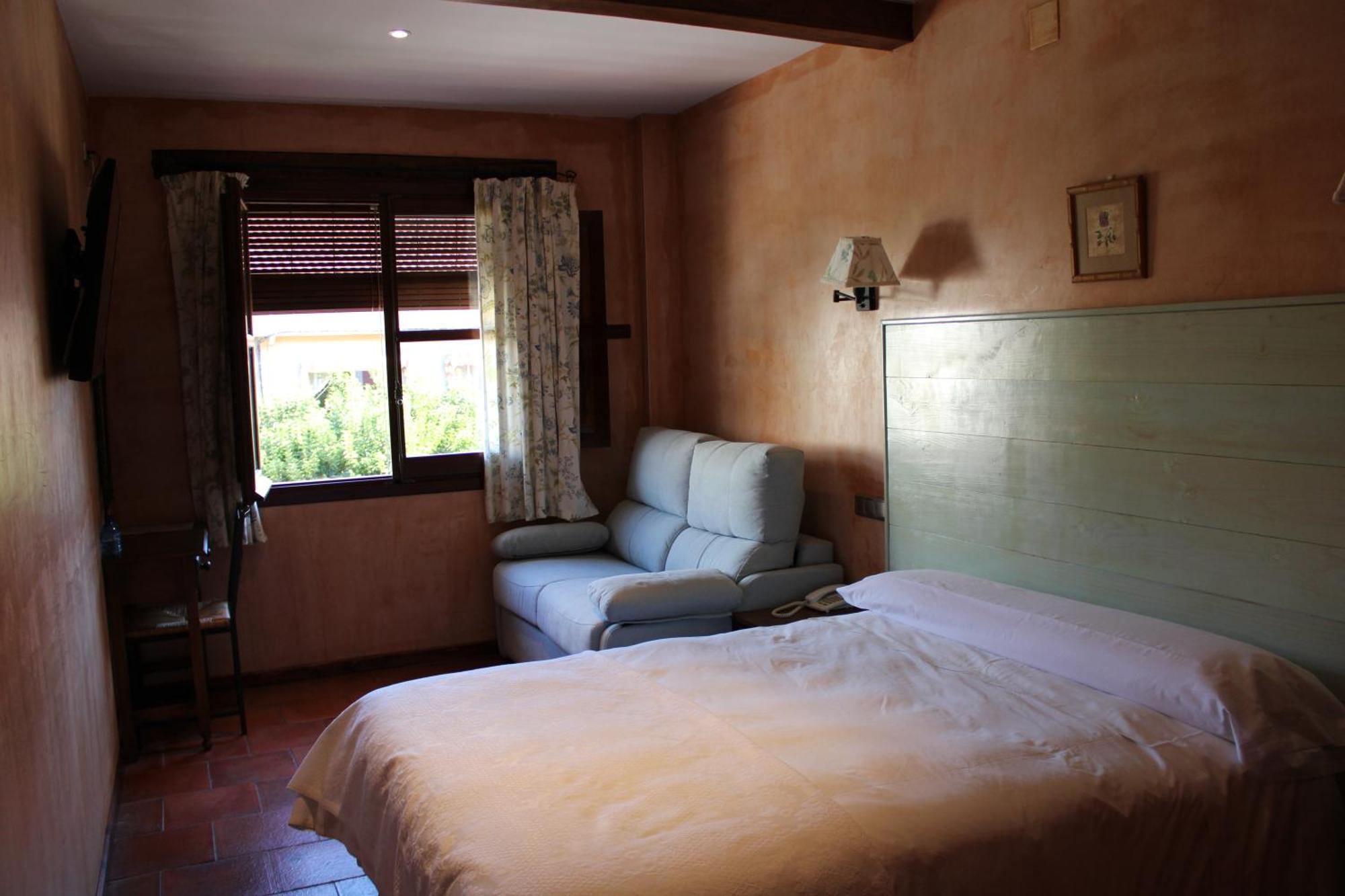 Hotel Rural Carlos I Гарганта-ла-Олья Экстерьер фото