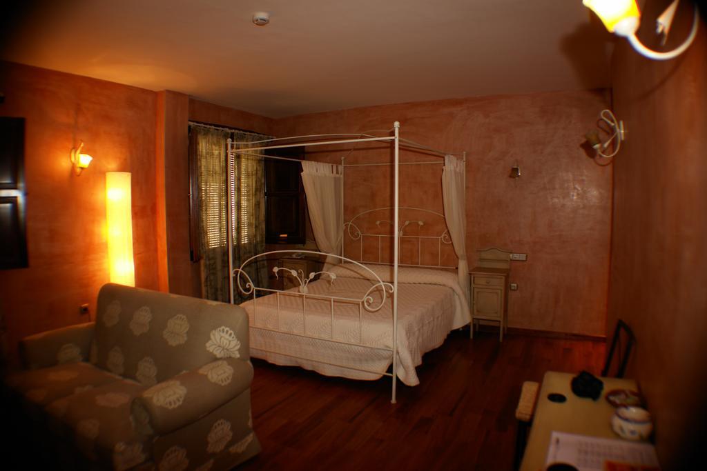 Hotel Rural Carlos I Гарганта-ла-Олья Экстерьер фото